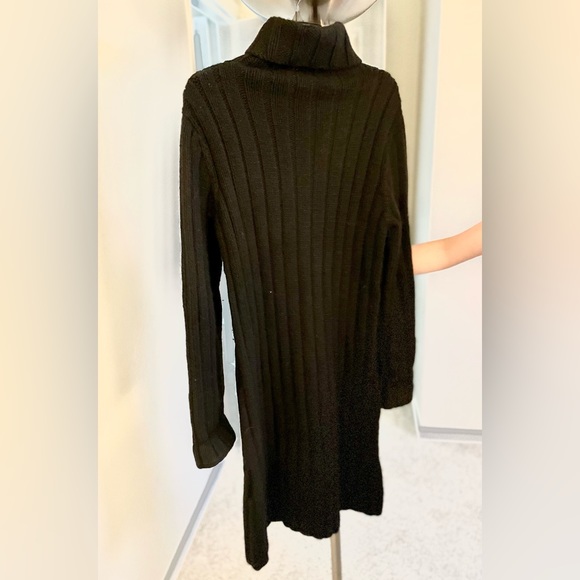 TSE Long Black Cardigan - Picture 3 of 4